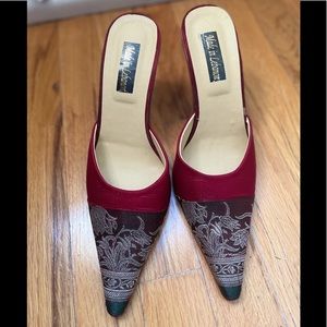 NWOB Artizanal Custom made pointed toe mule. Size 8